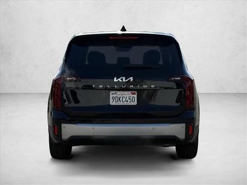 Ebony Black 2023 Kia Telluride LX