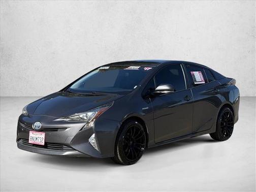 2017 Toyota Prius Three Touring