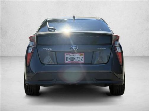 2017 Toyota Prius Three Touring