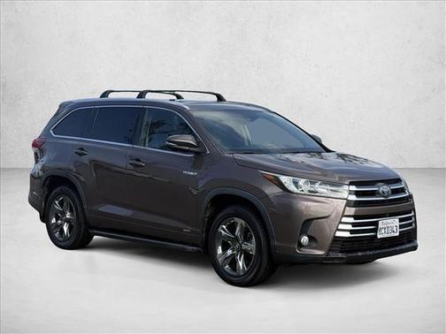 2018 Toyota Highlander Hybrid Platinum