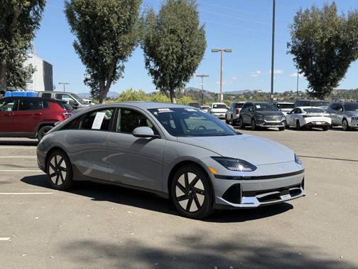 2025 Hyundai IONIQ 6 SE