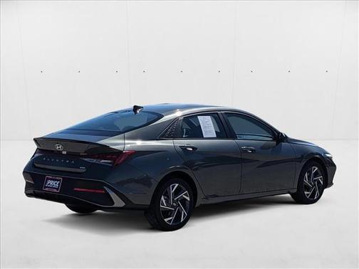 2025 Hyundai ELANTRA HEV SEL Sport