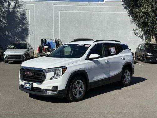 2022 GMC Terrain SLE