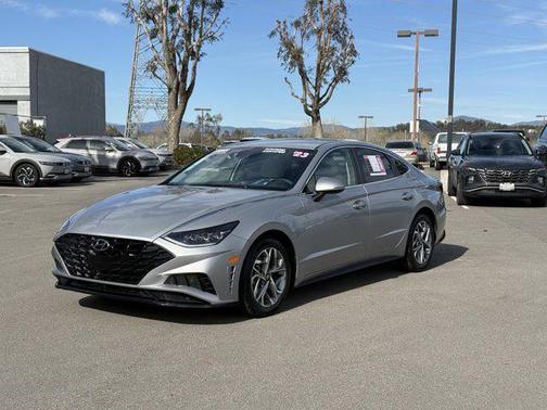 2023 Hyundai SONATA SEL