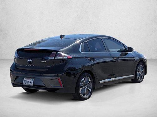 Black Noir Pearl 2022 Hyundai IONIQ Plug-In Hybrid SEL