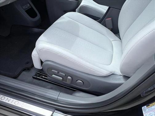 2025 Hyundai IONIQ 5 Limited