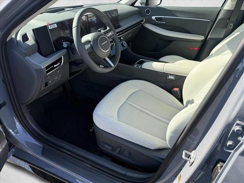 2026 Hyundai SONATA SEL