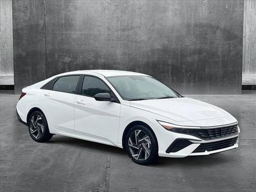2025 Hyundai ELANTRA Sport