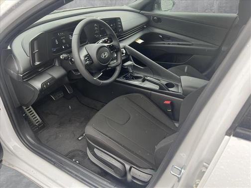 2025 Hyundai ELANTRA Sport