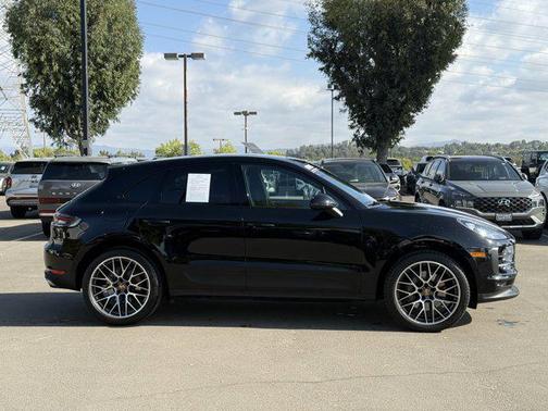 2020 Porsche Macan S