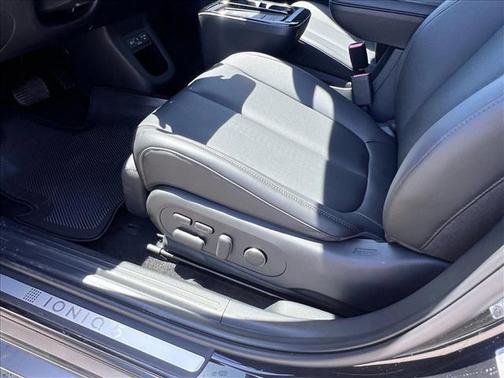 2025 Hyundai IONIQ 5 Limited