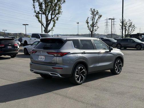 2023 Mitsubishi Outlander SE 2.5 2WD