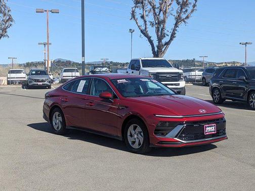 2025 Hyundai SONATA SE