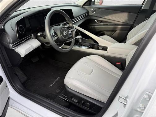 2024 Hyundai ELANTRA HEV Limited