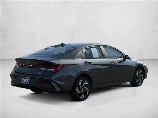 2025 Hyundai ELANTRA HEV SEL Sport