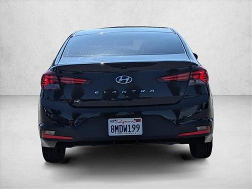 2020 Hyundai ELANTRA SE