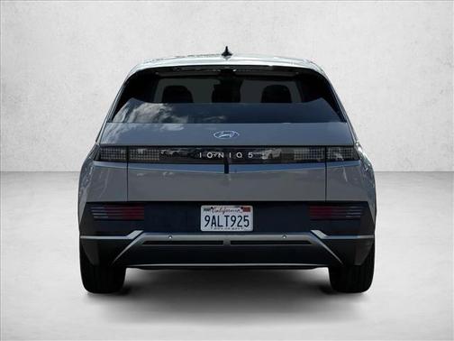2022 Hyundai IONIQ 5 SE