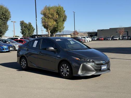 2021 Toyota Prius Prime LE