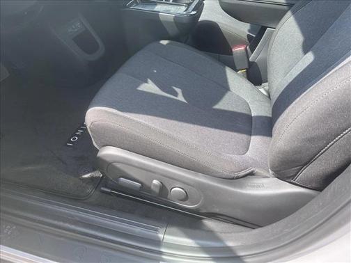 2025 Hyundai IONIQ 5 SE