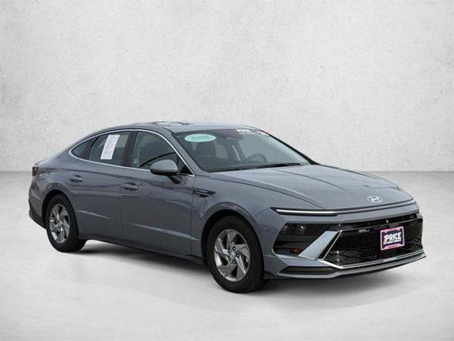 Transmission Blue 2025 Hyundai SONATA SE