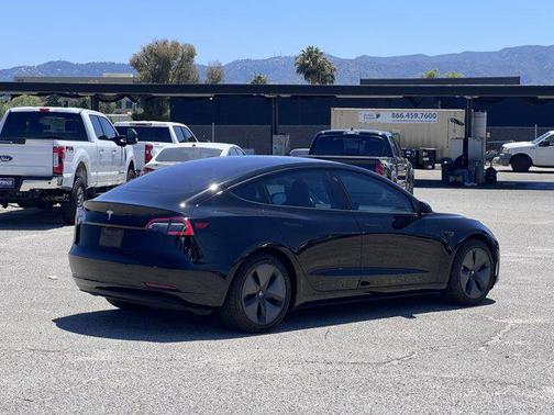 2018 Tesla Model 3 Mid Range