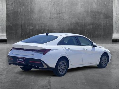 2025 Hyundai ELANTRA HEV Blue