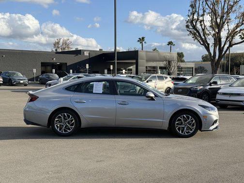 2021 Hyundai SONATA SEL
