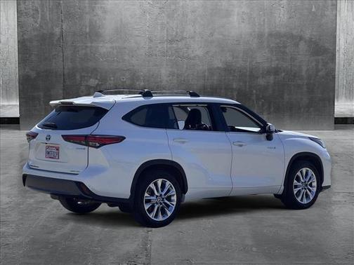 2021 Toyota Highlander Hybrid Limited