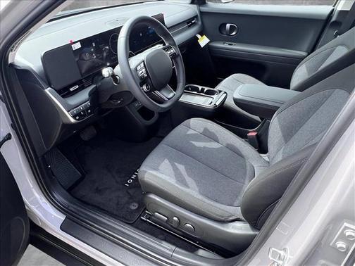 2025 Hyundai IONIQ 5 SE