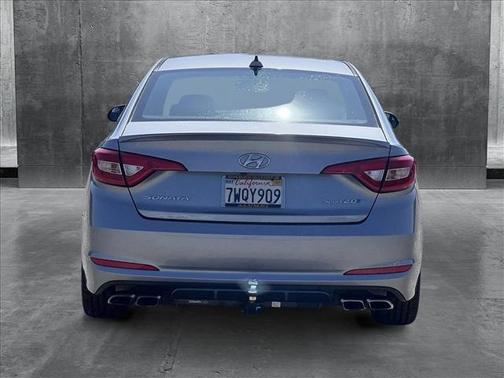 2017 Hyundai SONATA Sport 2.0T