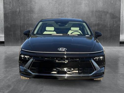2025 Hyundai SONATA Hybrid SE