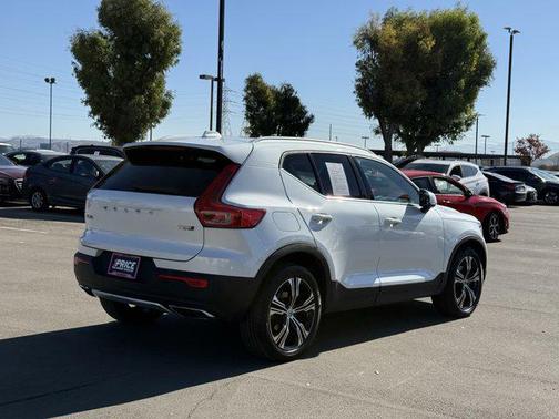 2019 Volvo XC40 T5 Inscription
