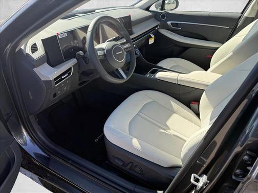 2025 Hyundai SONATA Hybrid SE