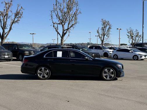 2018 Mercedes-Benz E-Class E 300