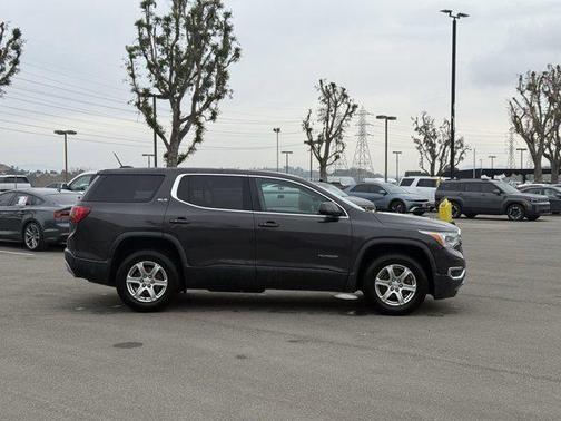 2018 GMC Acadia SLE-1