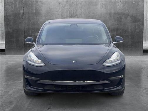 2019 Tesla Model 3 Mid Range