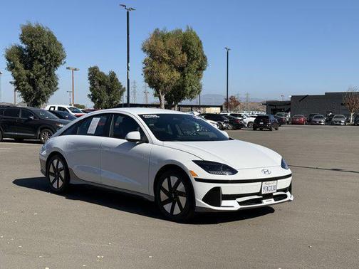 2025 Hyundai IONIQ 6 SE