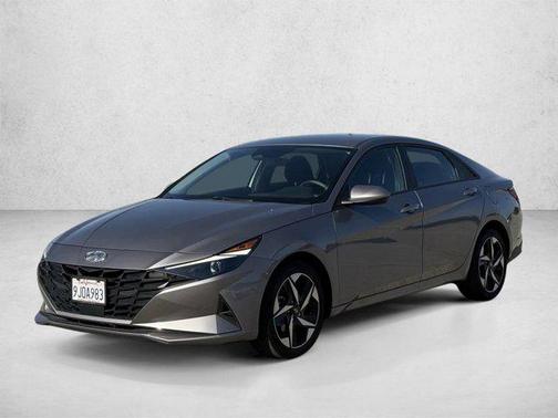 Fluid Metal 2023 Hyundai ELANTRA SEL