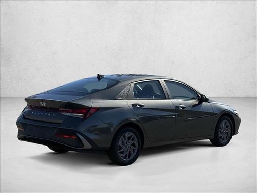 Amazon Gray 2024 Hyundai ELANTRA SEL