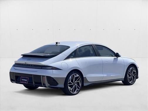 2025 Hyundai IONIQ 6 SEL