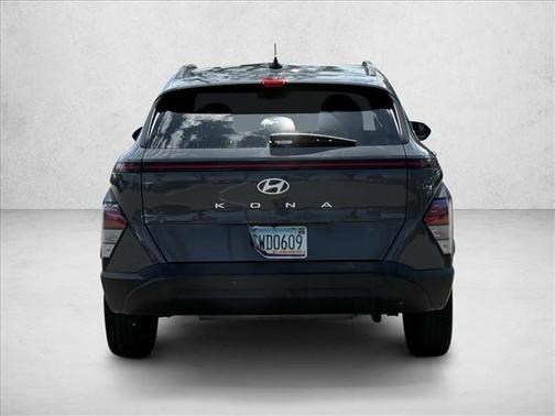 Ecotronic Gray Pearl 2025 Hyundai KONA SEL