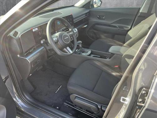 2025 Hyundai KONA SE
