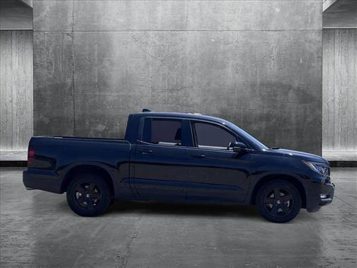 2023 Honda Ridgeline Black