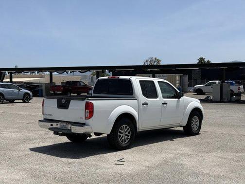 Glacier White 2016 Nissan Frontier SV