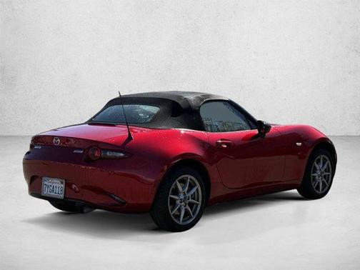 Soul Red Metallic 2017 Mazda MX-5 Miata Sport