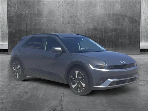 2025 Hyundai IONIQ 5 SEL