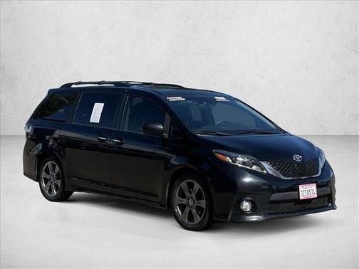 2017 Toyota Sienna SE Premium
