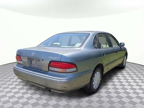 1997 Toyota Avalon XL