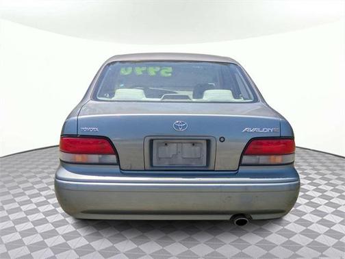 1997 Toyota Avalon XL