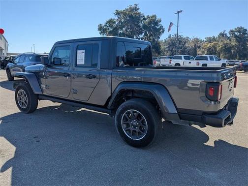 2021 Jeep Gladiator Overland